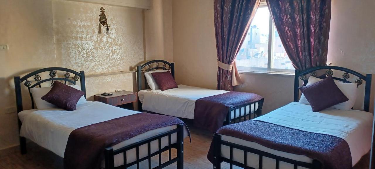 Caravan Hotel Amman Exterior foto