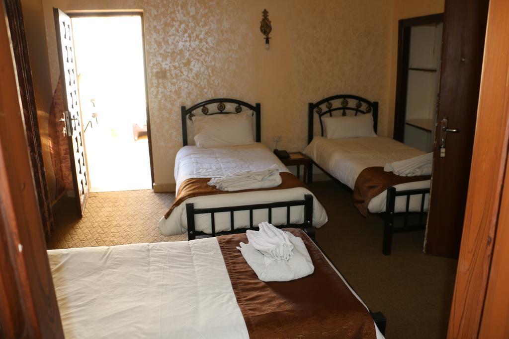 Caravan Hotel Amman Exterior foto