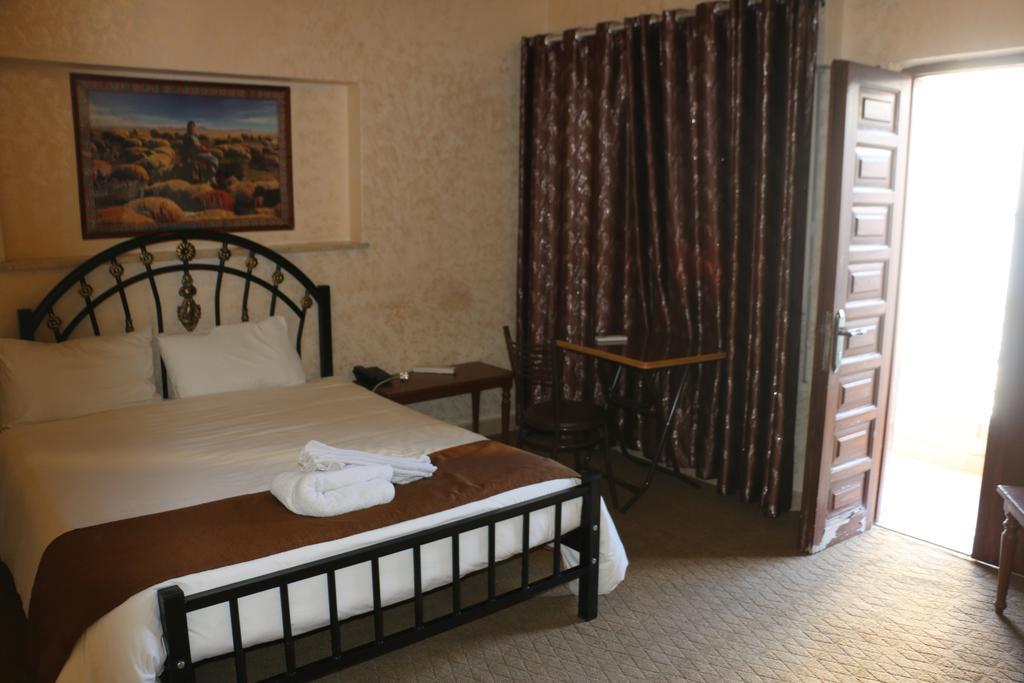 Caravan Hotel Amman Exterior foto